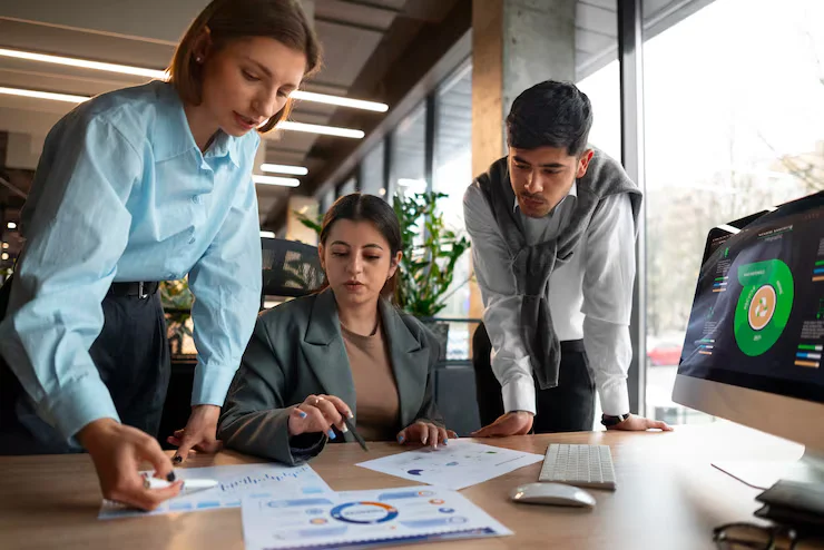 e Proactive Employee